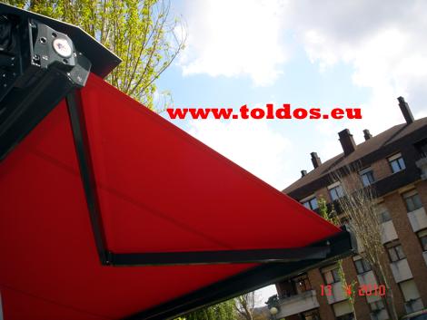 Toldos de brazo invisible cofre en Bilbao